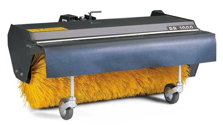 Front-mounted brush unit in the group at GPLSHOP (5449216-01)