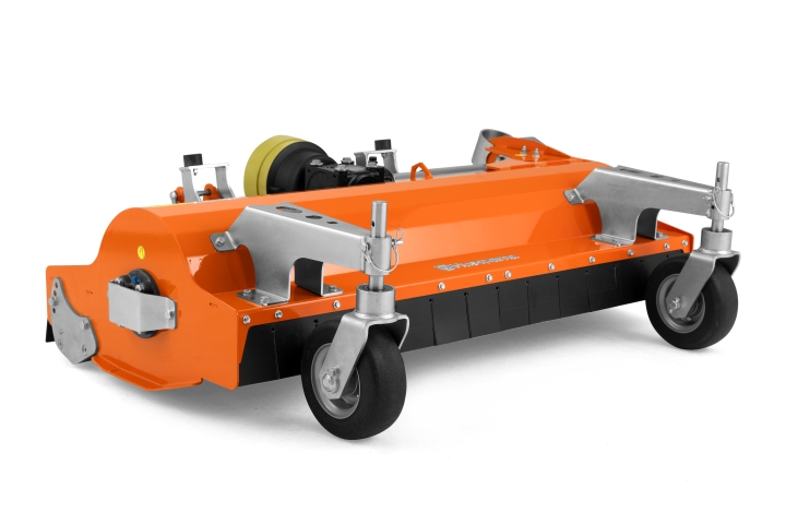Husqvarna flail mower in the group at GPLSHOP (5471154-01)