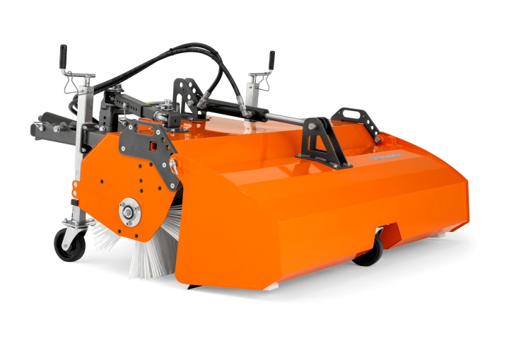 Husqvarna brush attachment in the group at GPLSHOP (5471217-01)