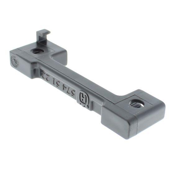 Nut locking in the group at GPLSHOP (5745122-01)