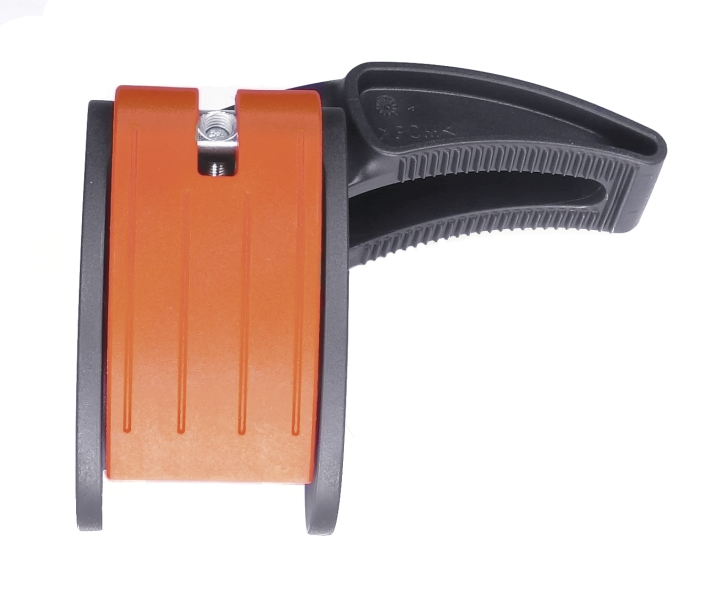 Pruning hook in the group  at GPLSHOP (5895123-01)