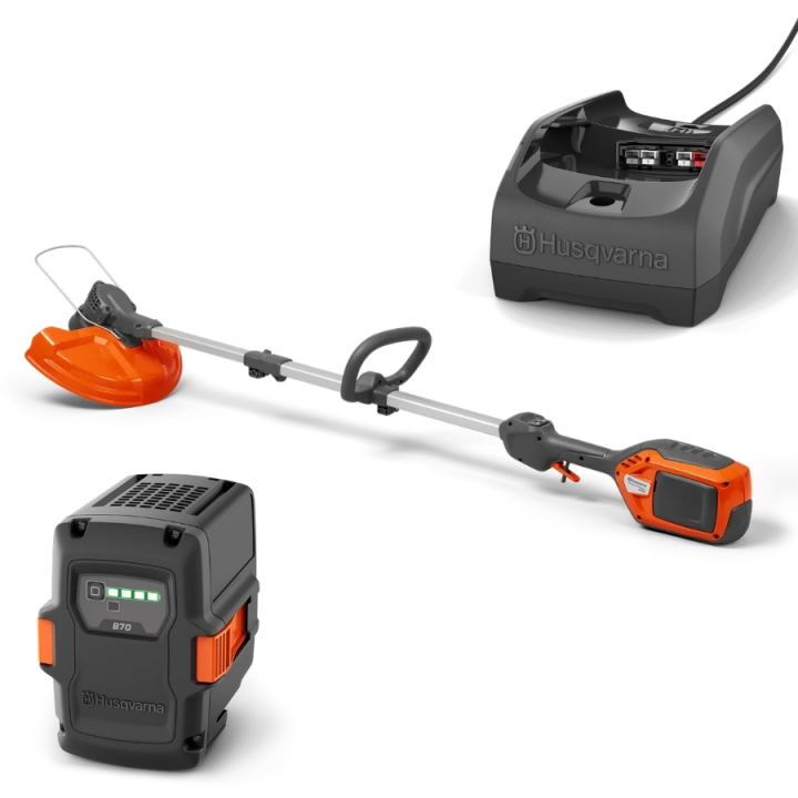 Husqvarna 215iL Tri-Cut Battery Trimmer + B70 & C80 in the group Husqvarna Forest and Garden Products / Husqvarna Brushcutters & Trimmers / Battery brushcutters & trimmers at GPLSHOP (9705360-10)