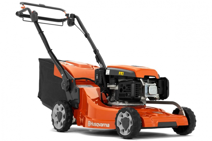 Husqvarna LC347VE Lawn Mower in the group Husqvarna Forest and Garden Products / Husqvarna Lawn Mowers / Lawn Mowers at GPLSHOP (9705414-01)