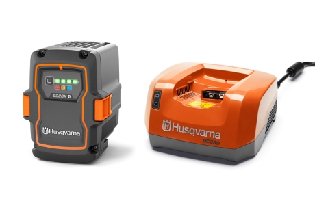 Husqvarna Battery & charger kit B220X & QC330 in the group Husqvarna Forest and Garden Products / Husqvarna Battery operated power tools / Accessories Battery Operated Power Tools / Kit with battery & charger at GPLSHOP (9706078)