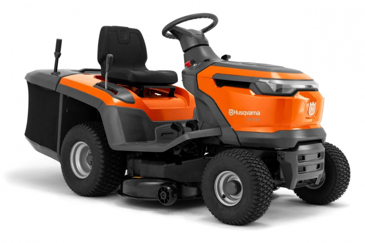 Husqvarna TC 114 Tractor in the group Husqvarna Forest and Garden Products / Husqvarna Ride- on lawnmower / Garden Tractors at GPLSHOP (9706223-01)