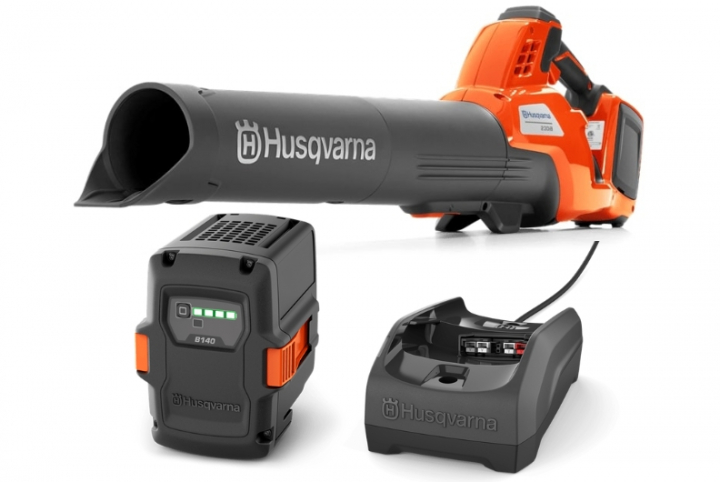 Husqvarna 230iB with battery and charger in the group Husqvarna Forest and Garden Products / Husqvarna Leaf Blower / Battey Blowers at GPLSHOP (9707444-02)