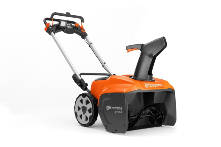 Husqvarna ST 253i Snow Blower in the group Husqvarna Forest and Garden Products / Husqvarna Snow Throwers at GPLSHOP (9707891-01)