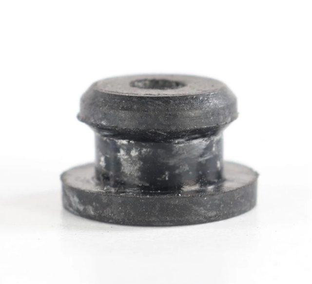 Grommet