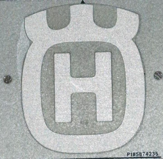 DECAL HUSQVARNA CROWN