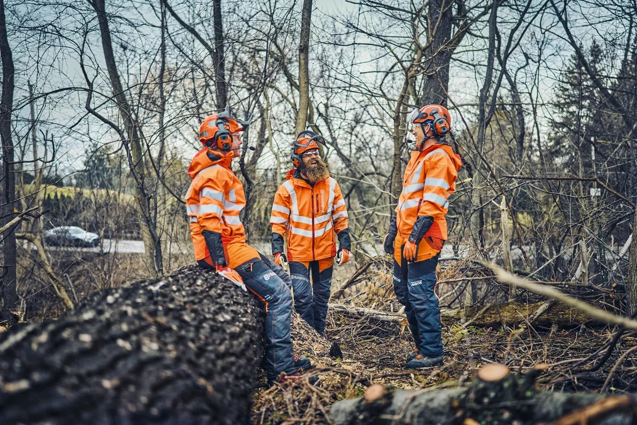 Hearing Protectors Husqvarna X-Com Active, helmet mount