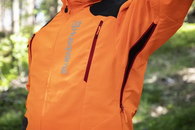 Husqvarna Brushcutting and Trimmer Jacket, Technical