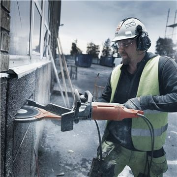 Husqvarna K4000 Cut-n-Break Power cutter