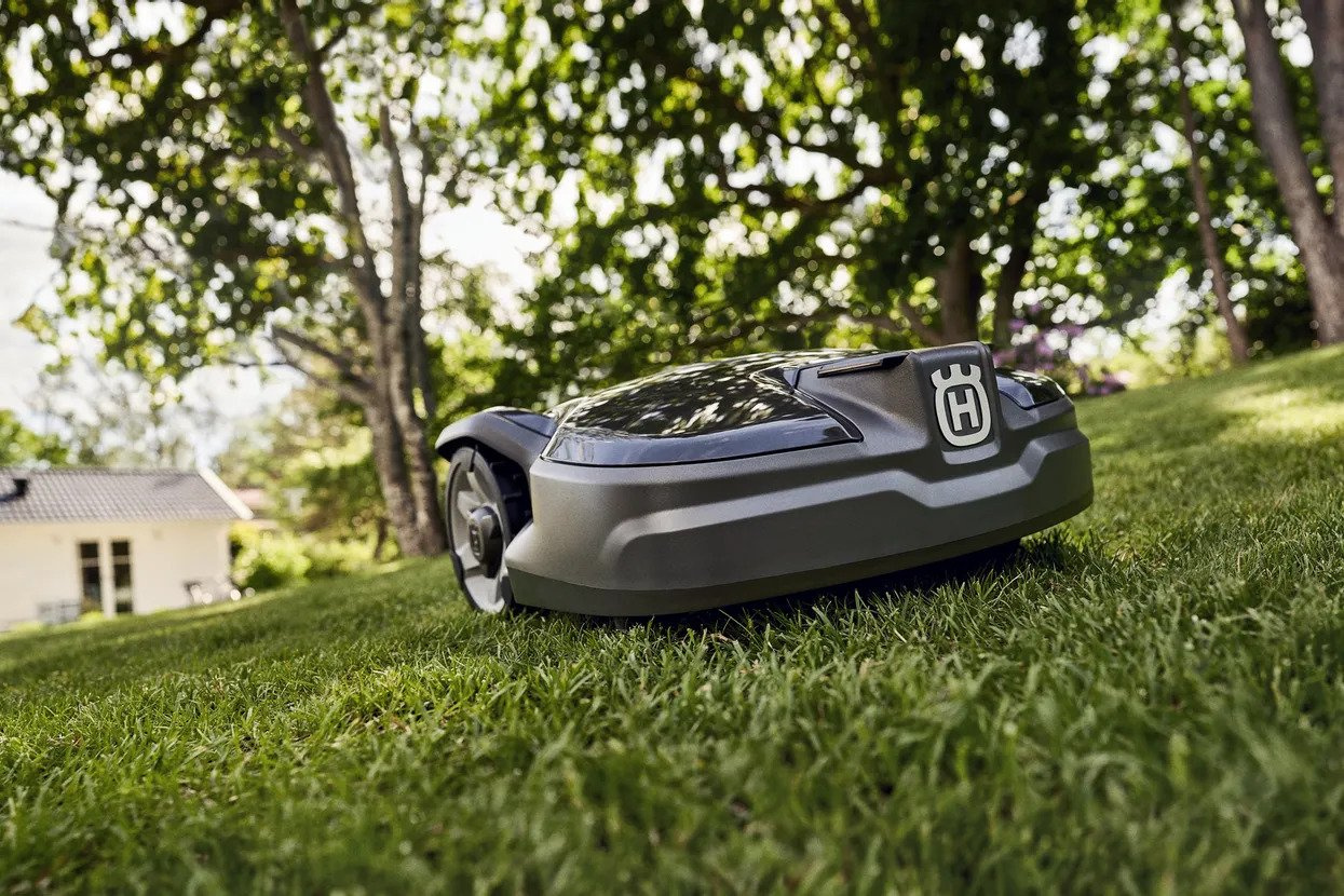 Husqvarna Automower® 315 Mark II Robotic Lawn Mower