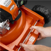 Husqvarna LB 246E Lawn Mower Husqvarna LB 246E Lawn Mower