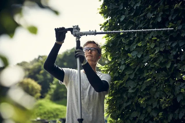 Husqvarna 525iHE4 Battery Pole Hedgetrimmer