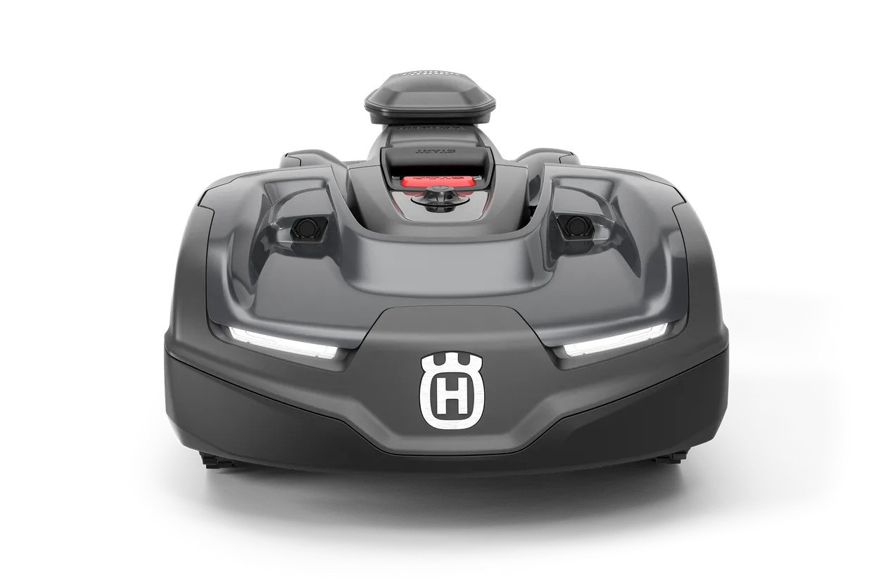Husqvarna Automower® 435X AWD Nera Robotic Lawn Mower
